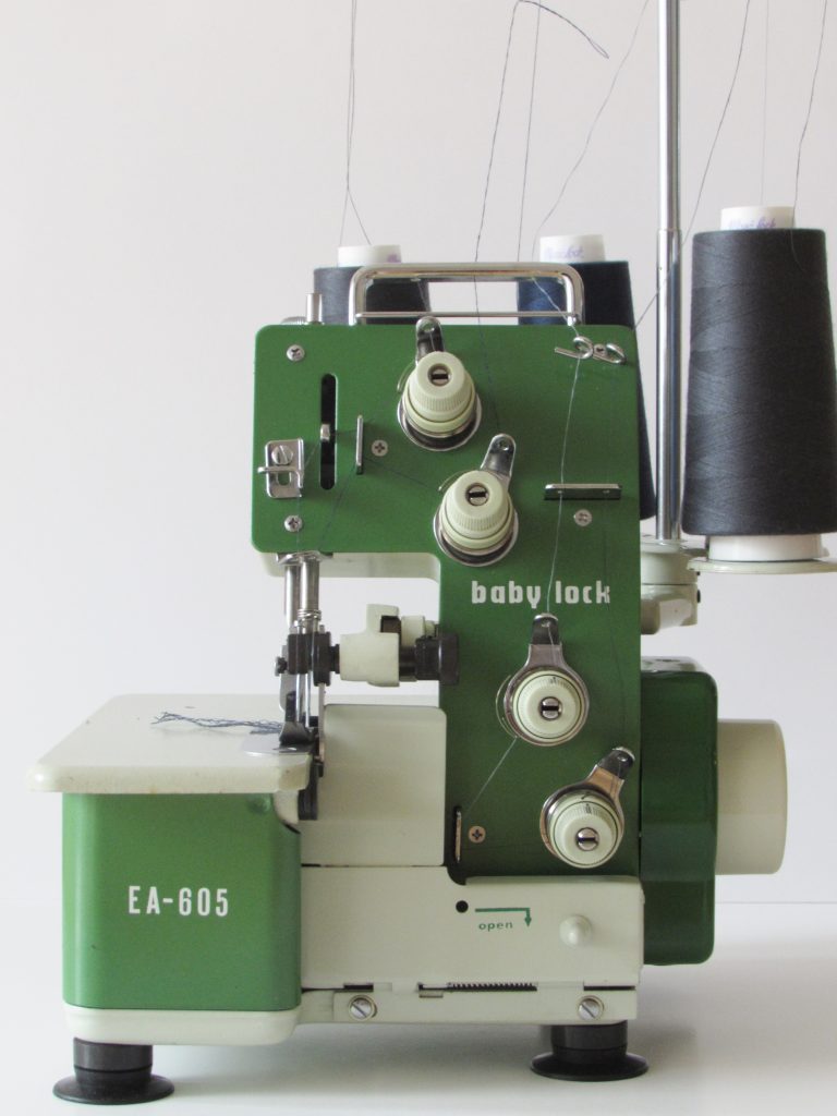 Ea 605 Serger | Needle And Foot