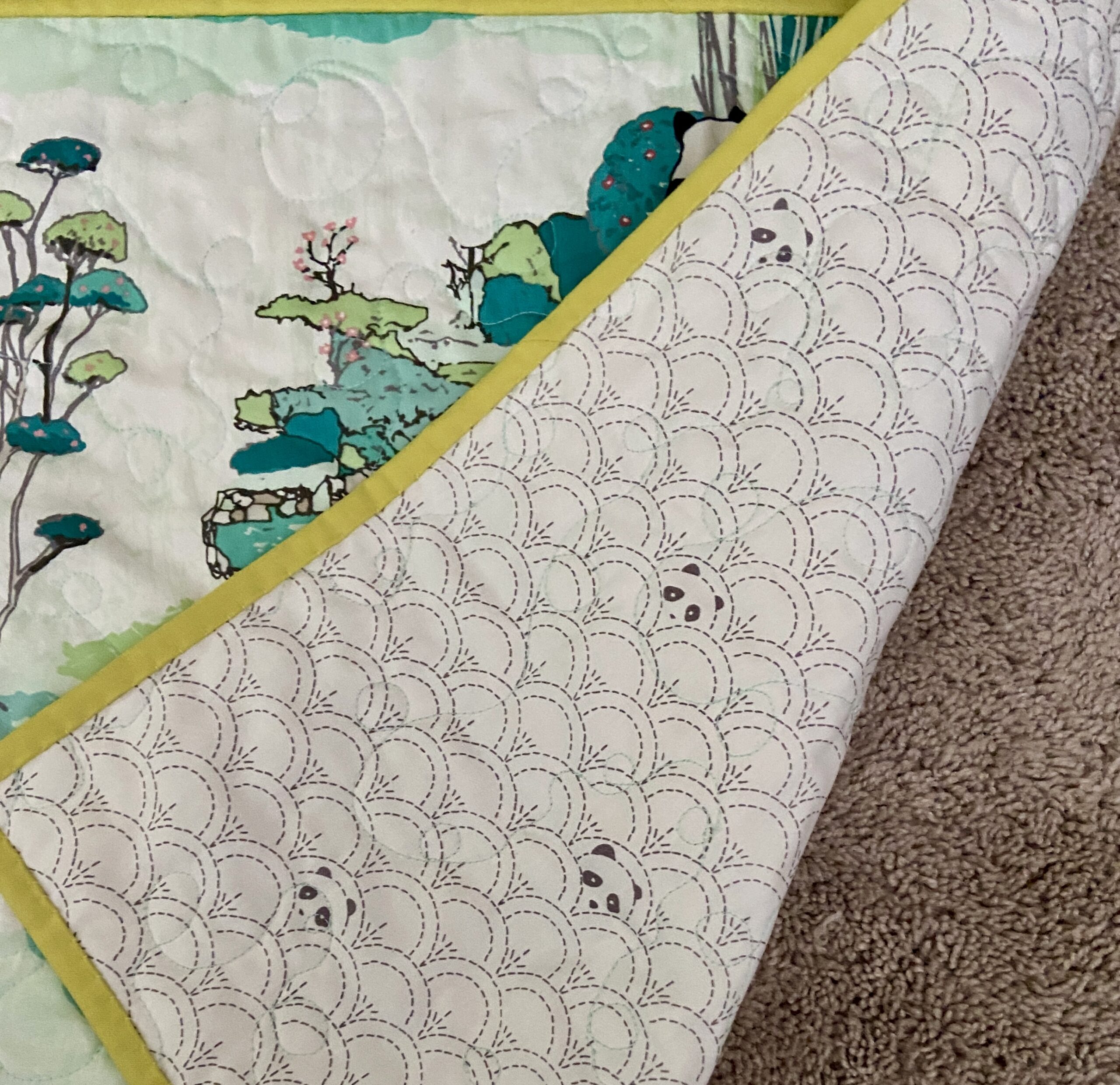 Fun Ways to Display Mini Quilts - Teadoddles